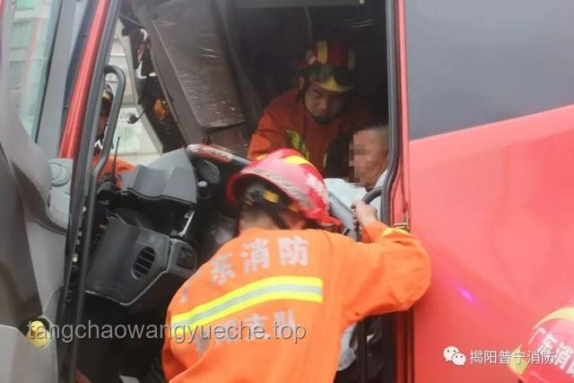 **男童车祸身亡，家属追责：干部身份不应成为保护伞**